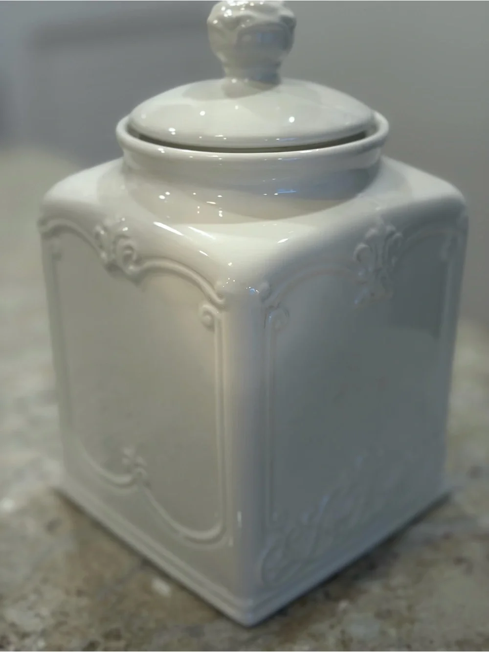 THL White Ceramic Flour Canister Jar with Lid Embossed Farmhouse Kitchen 9”